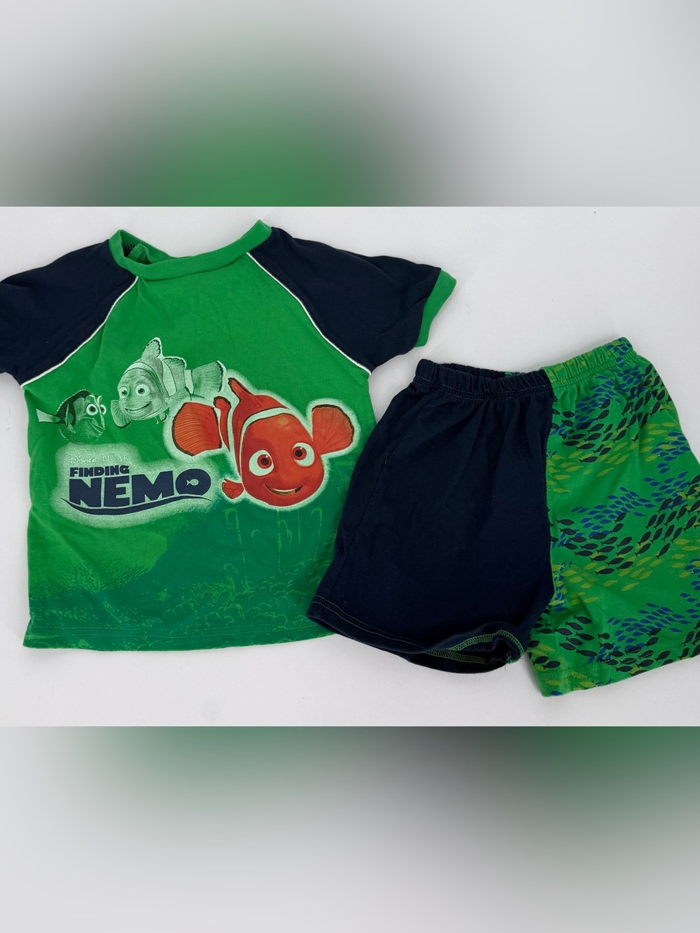 Vintage Y2K Disney Pixar Finding Nemo Green Blue Outfit Set 4t Shorts Shirt